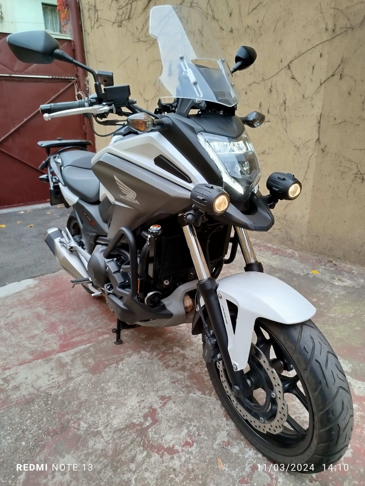 Honda NC750X, DTC, super accesorizată, prim proprietar