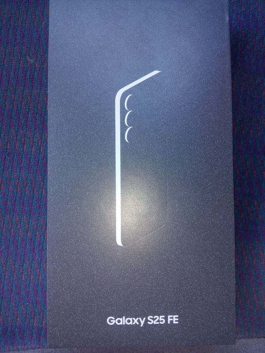 Продам новый Samsung Galaxy S25FE