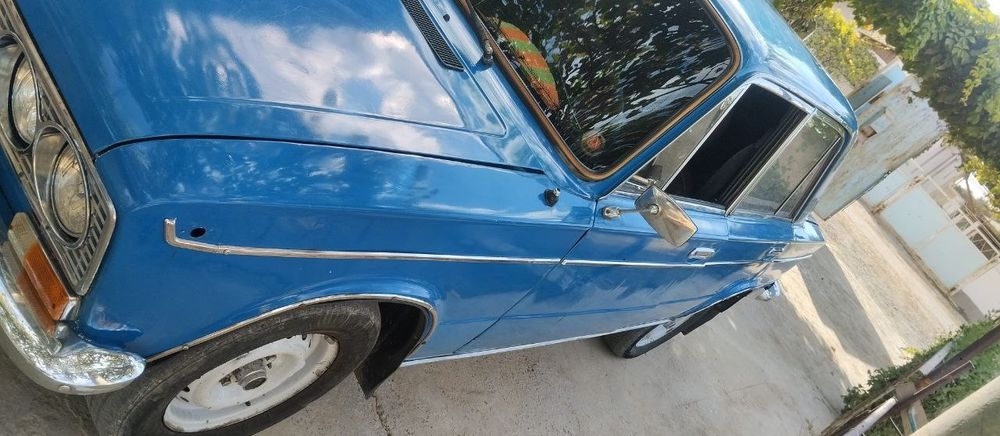 Vaz 2103 sotiladi. 1975 yil ishlab chiqarilgan. Holati aʼlo.