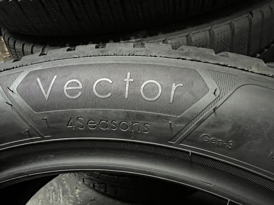 DOT:2024г. 245/45/19 Good Year - като Нови