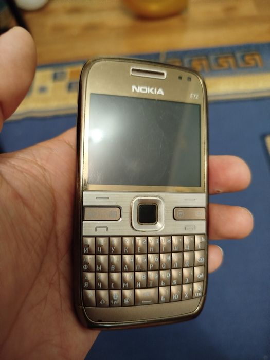 Е 72 Нокиа легенда