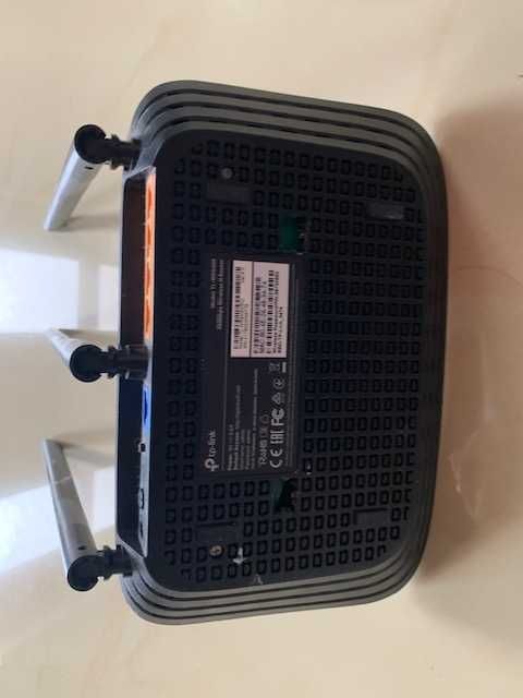 Router TP-Link in stare foarte buna