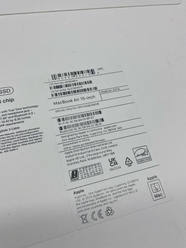 MacBoook Air M3 15inch 16GB/ 256 SSD