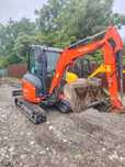 Inchiriez Miniexcavator