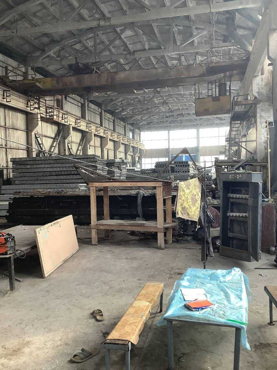 Продаётся 1 га. производственная база.