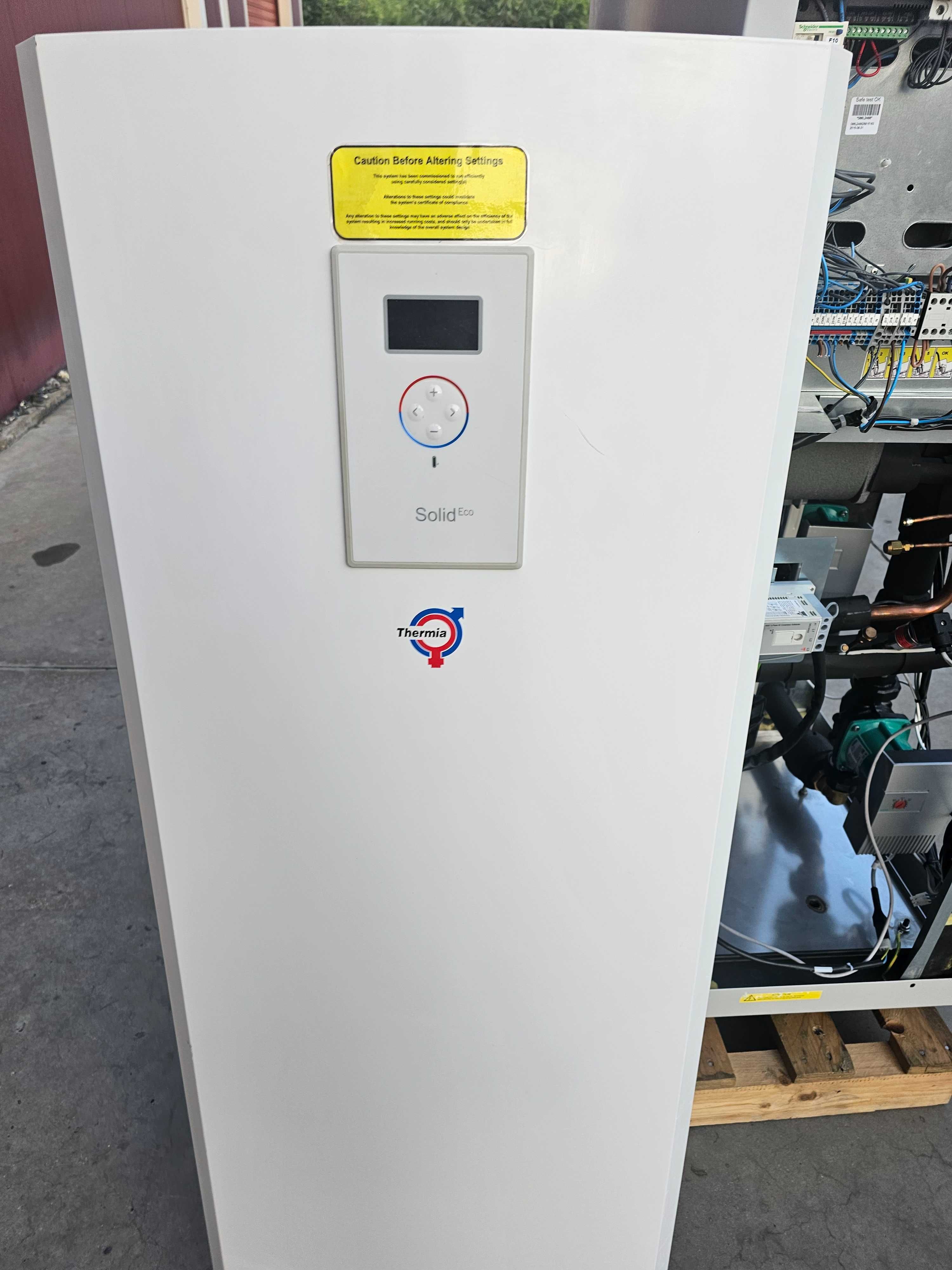 Термопомпа вода-вода Thermia - 26 KW