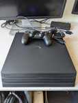 PS4 Pro 1TB с джойстик + HDMI кабел