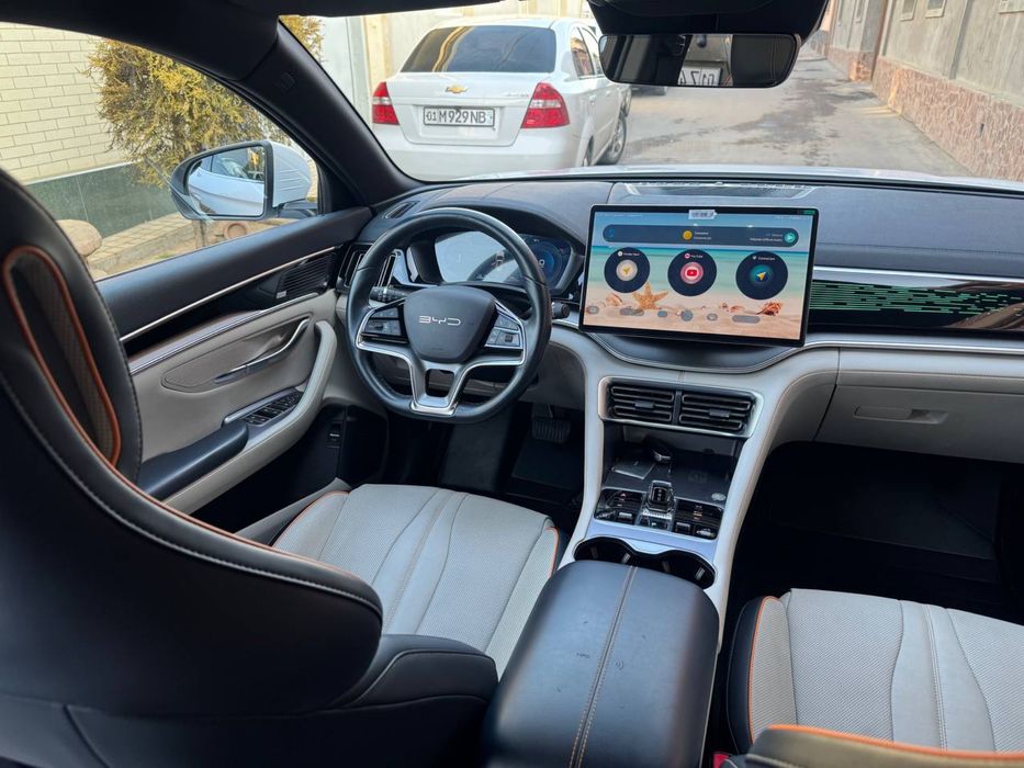 BYD Champion sotiladi