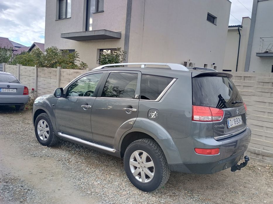 Vând schimb Citroen c-crosser, 2008, 7 locuri, soft și înălțătoare.