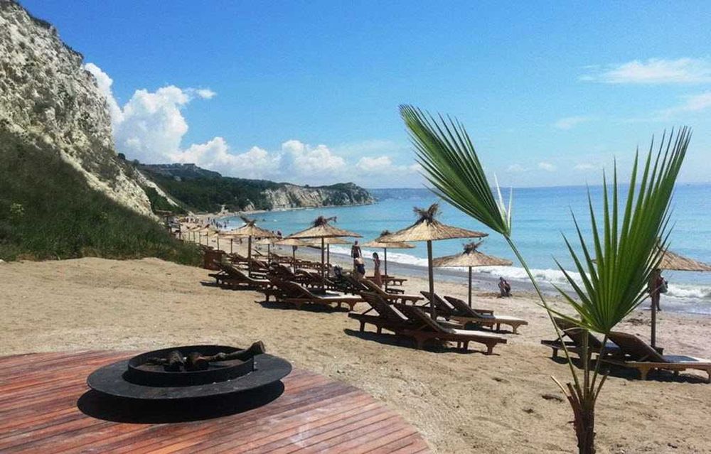 Продава се Тристаен апартамент в Балчик - 139 кв.м за 756 €/кв.м - Снимка #22