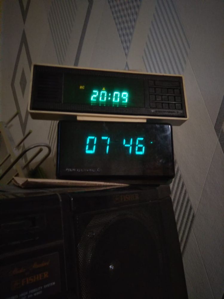 Часы электронные. Электроника 7, электроника 13