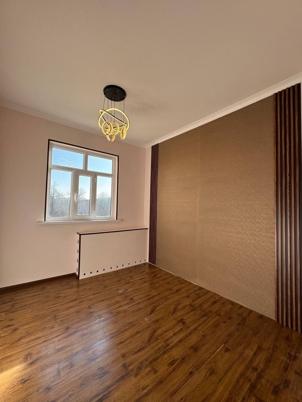 Продаётся квартира Юнусабад 6кв 3/4/4
