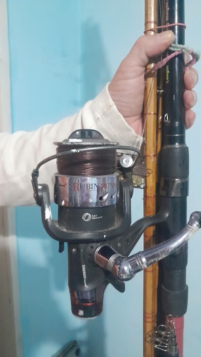 Vind  set pescuit 2 bete si multe altele 1 prajina