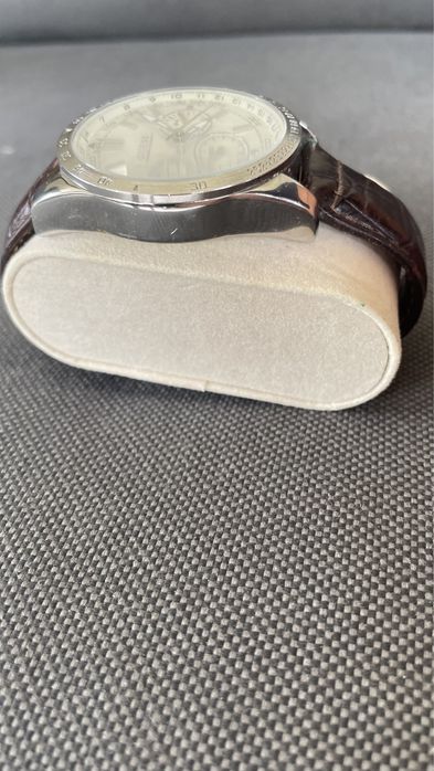 Ceas Guess quartz 49mm