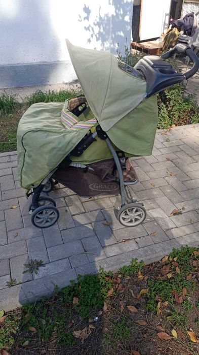 Коляска детская.Мы на Первой Алматы.Шолохова-Сейфулина