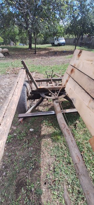 Căruță De vanzare