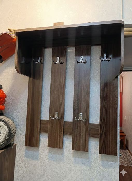 Продается прихожая в отличном состояний