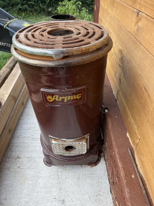 Печка на дърва (чудо) с отвор на димоотвода Ф130