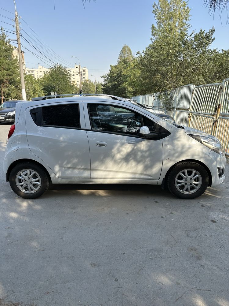 Spark 2019 A/T Белый