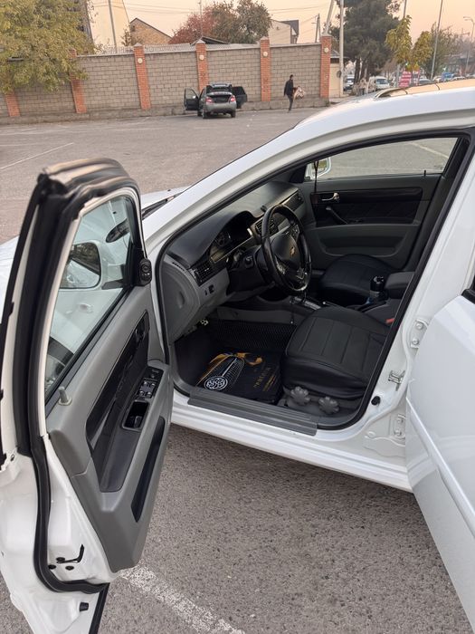 Chevrolet Gentra 2017