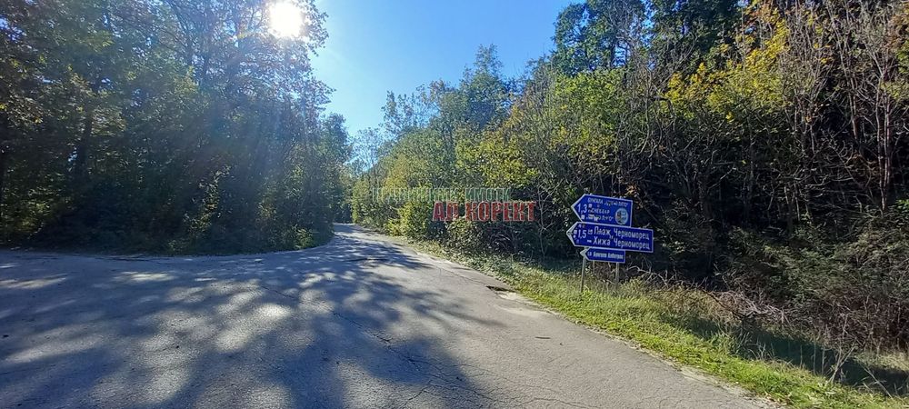 Парцел в Варна-м-т Ракитника площ 4990 цена 40000