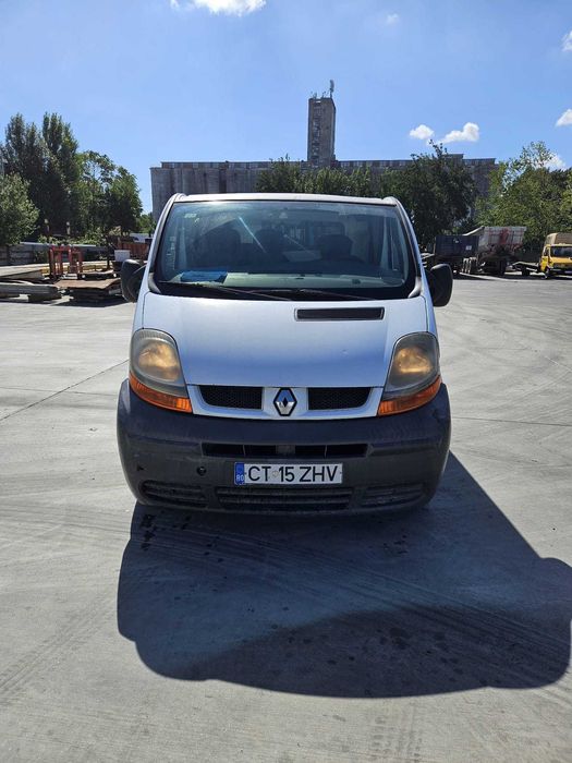 Renault trafic autoutilitara