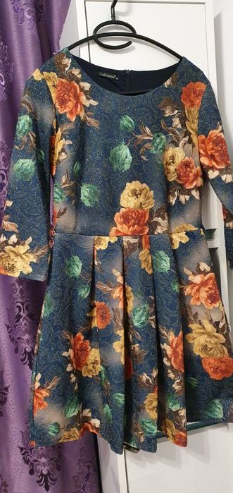 Vând rochie elganta