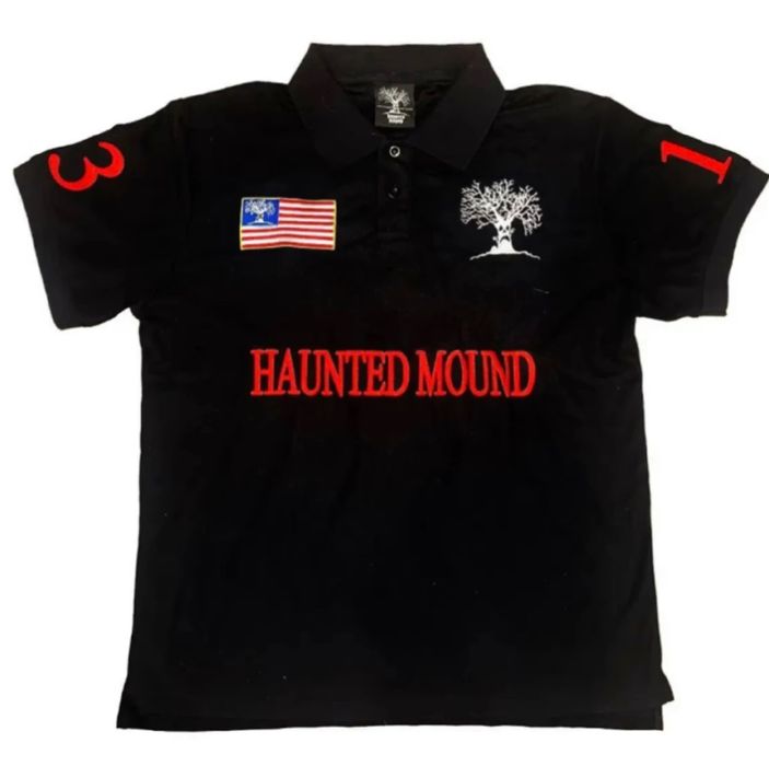 Поло Haunted Mound