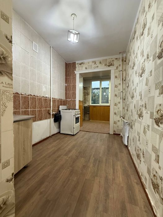 Прадается 3 ком 77 серия 3 этаж