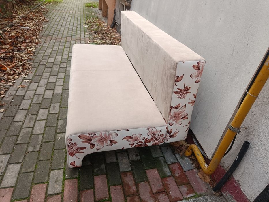 Разтегателен диван