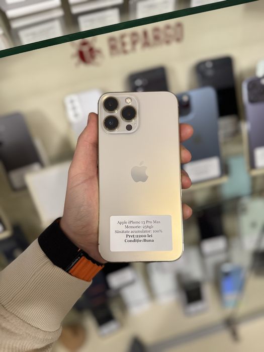 iPhone 13 pro max - 256gb - gold