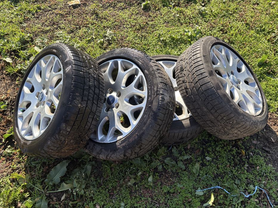 Jante Ford aliaj R17 - Cauciuri de iarna continental