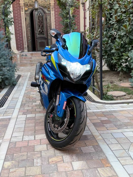 Мото  мотоцикл Suzuki GSX 1000cc # 2016
