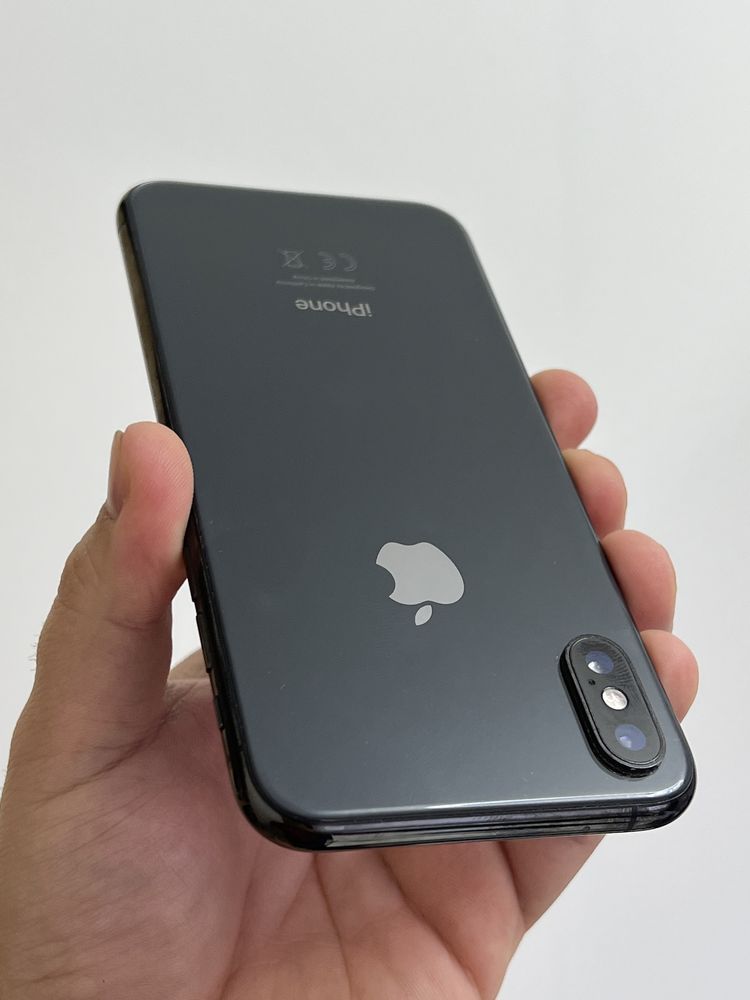 iPhone XS Space Grey 64Gb Neverlocked / Excelent - Accesorii