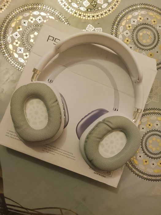 Головные наушники Р9