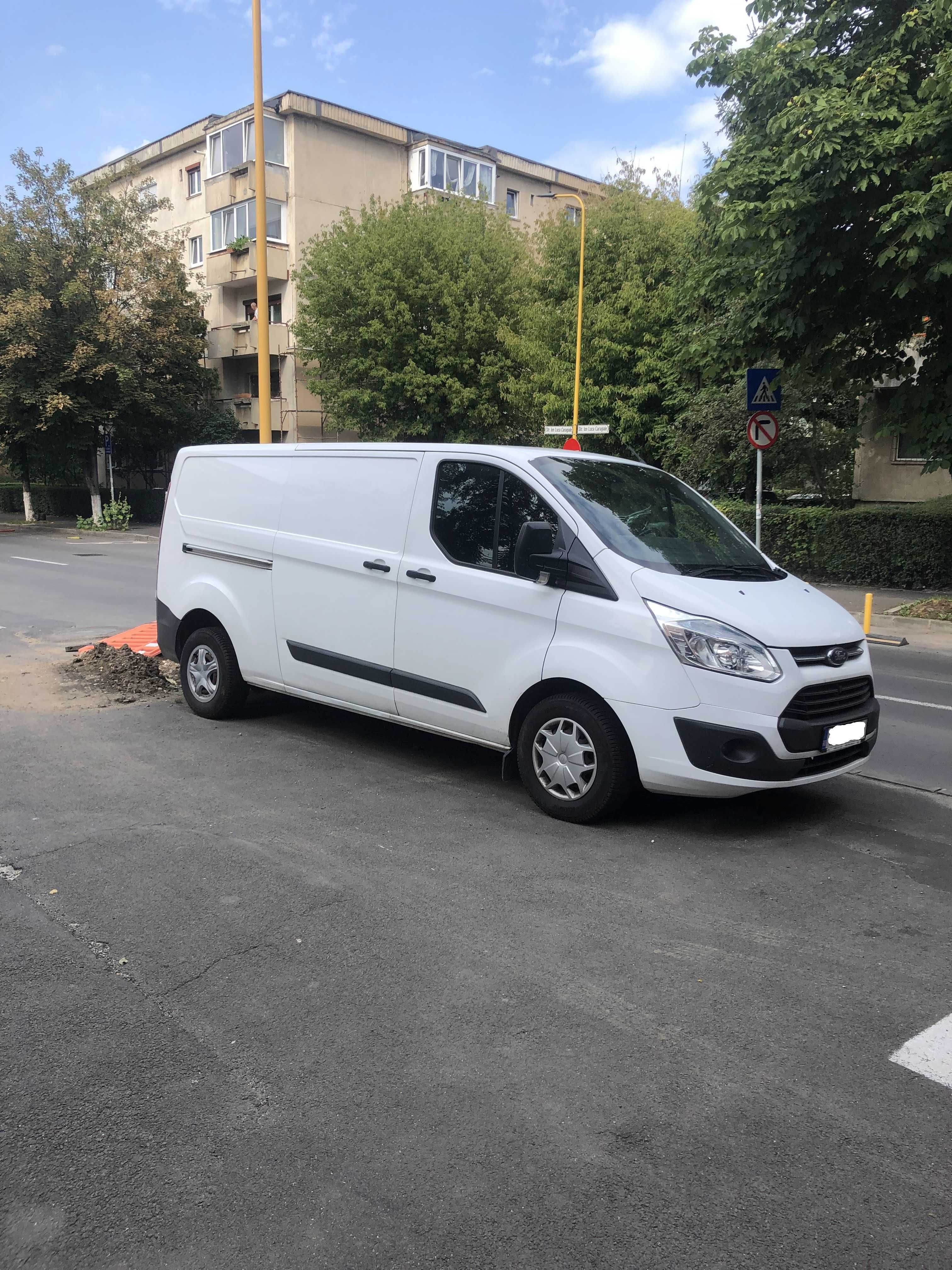 Inchiriez duba Ford Transit Custom, fara sofer