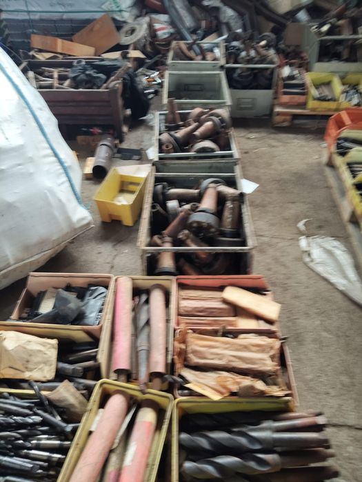 Burghie freze tarozi cutite strung conuri