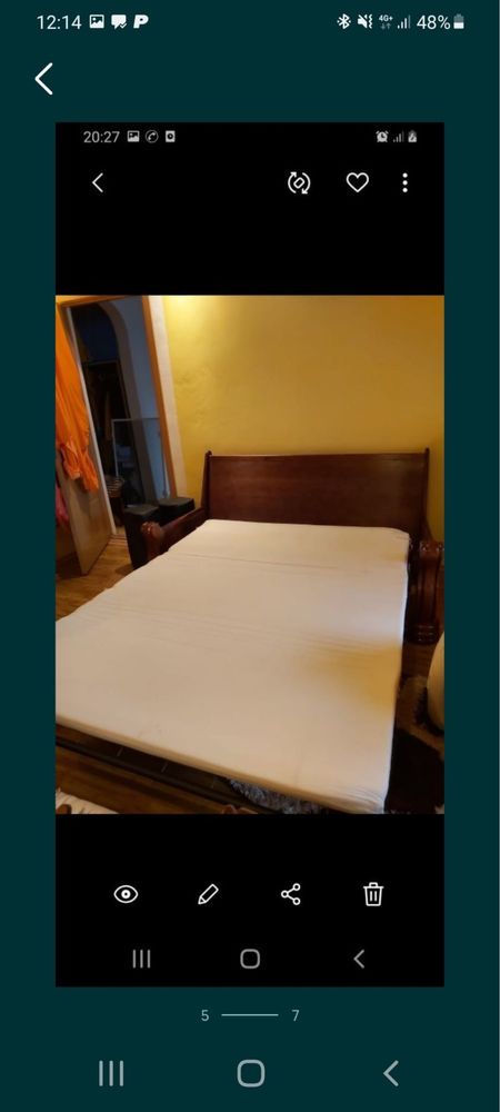 Vand set canapea si 2 fotolii, lemn masiv, culoare maro.