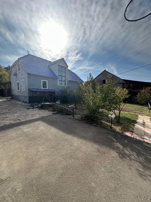 Продам дом 222,2 КВ.м. 8 соток