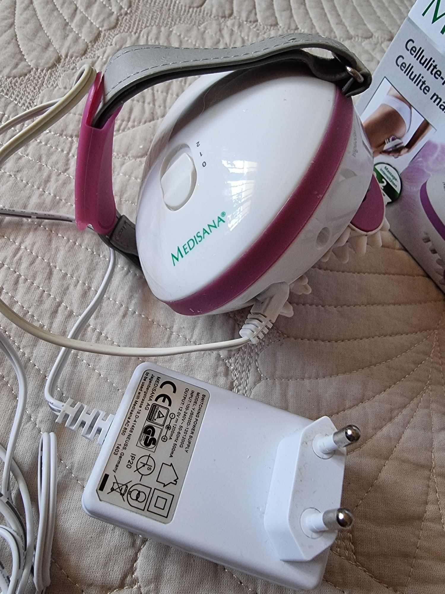 Антицелулитен масажор Medisana AC 850