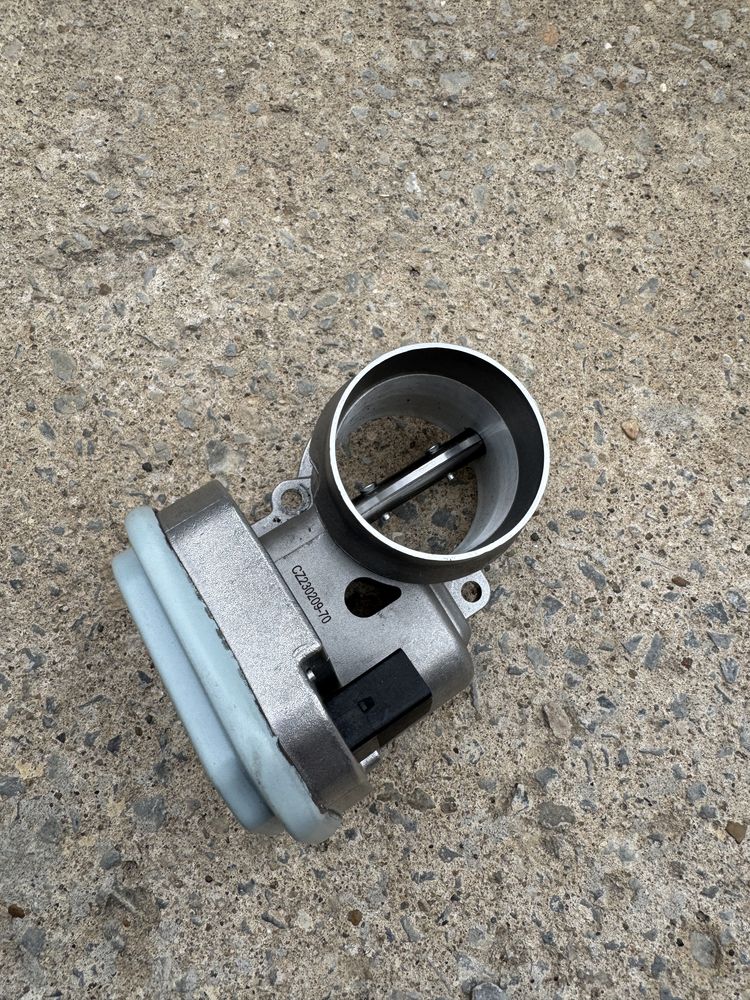 Нова дроселова клапа Bmw e63 e64 e65 e66 635d 730d 745d
