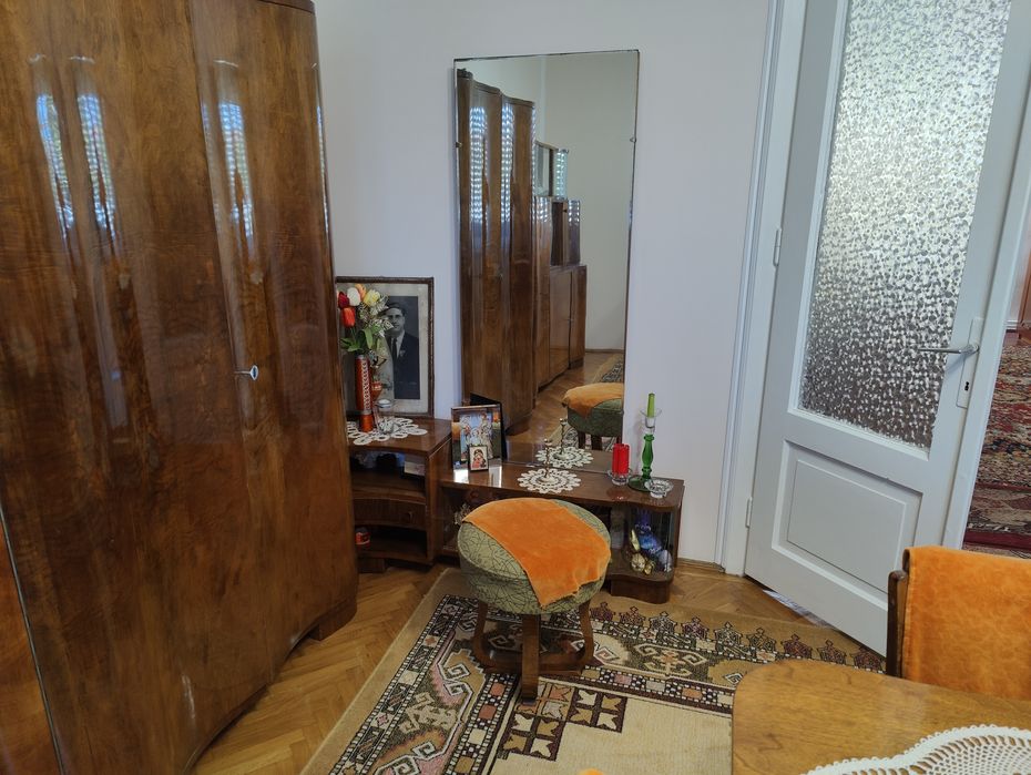 Mobila veche | Dormitor | Stare foarte bună