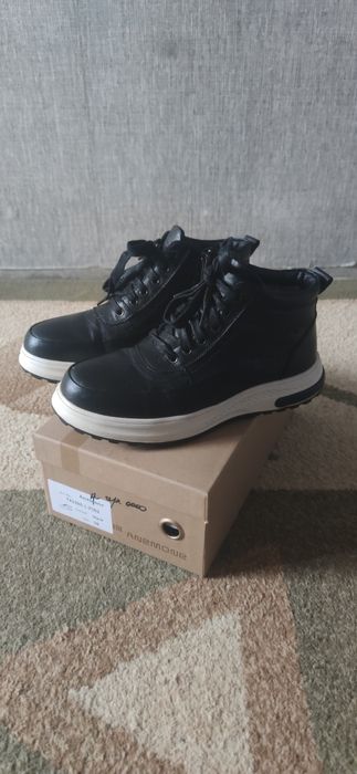 Продам обувь зима