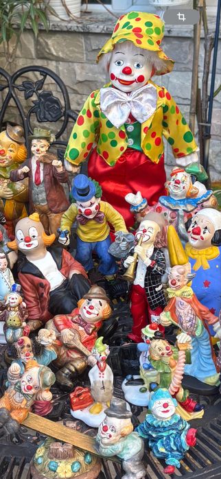 Vând colectie Clovni