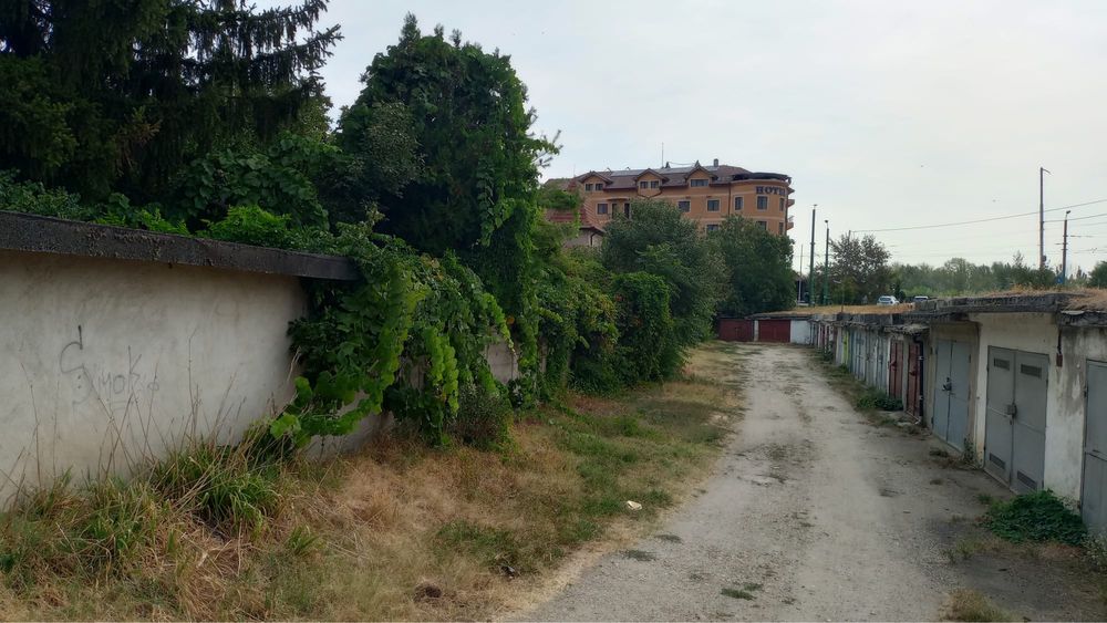 Vand teren loc de casa - 400mp - langa Calea Romanilor