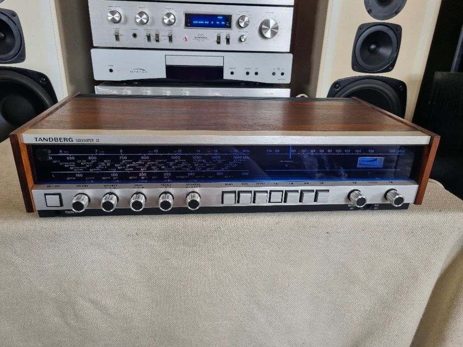 Tandberg Solvsuper 12. 15 watts/canal. Impecabil.