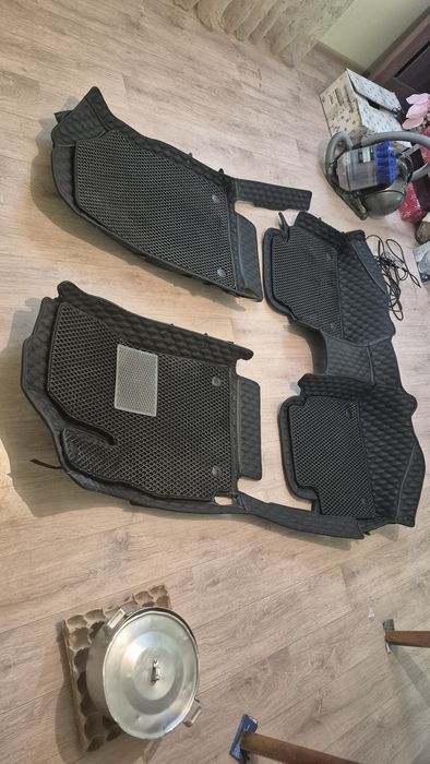 Продам полик на элантра 2024 года