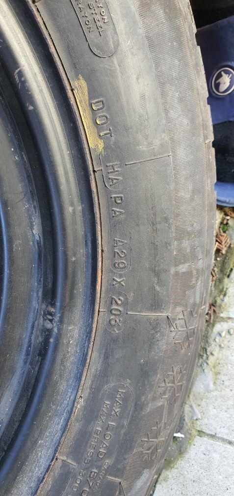 Michelin X M+S130 205/65 R15