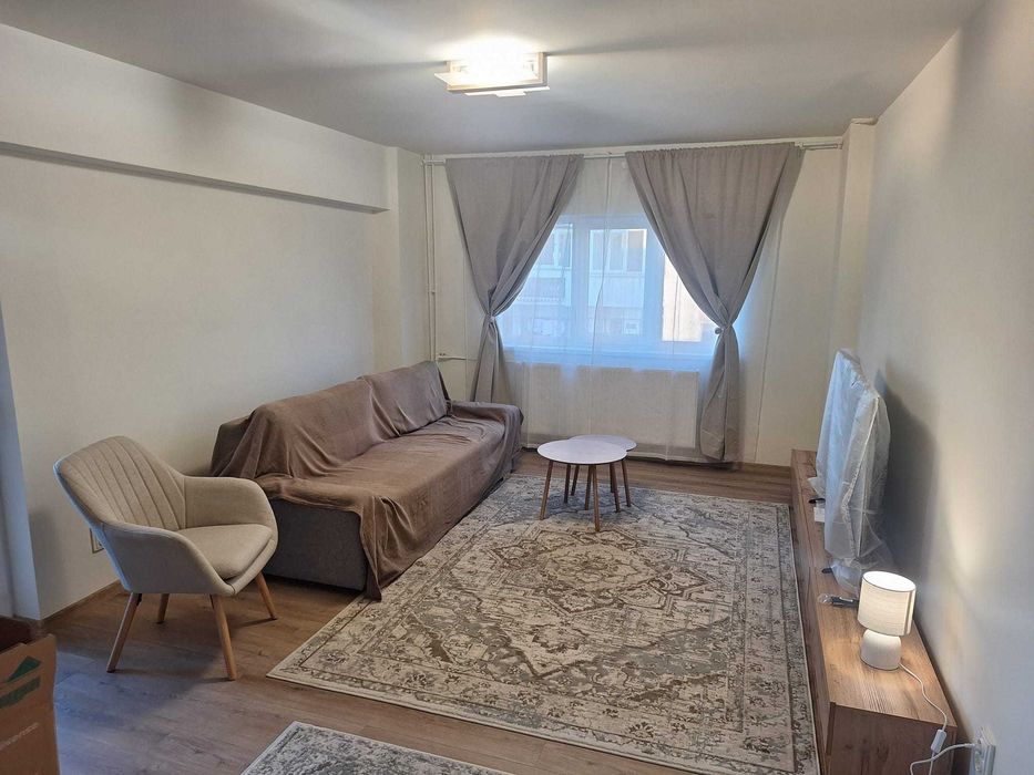 Închiriere apartament 3 camere  lux, ultracentral, Ploiesti