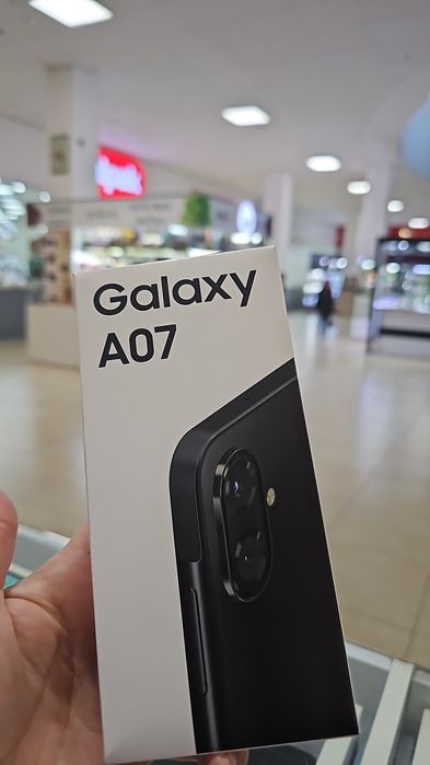 Продам Самсунг А07 64гб памяти